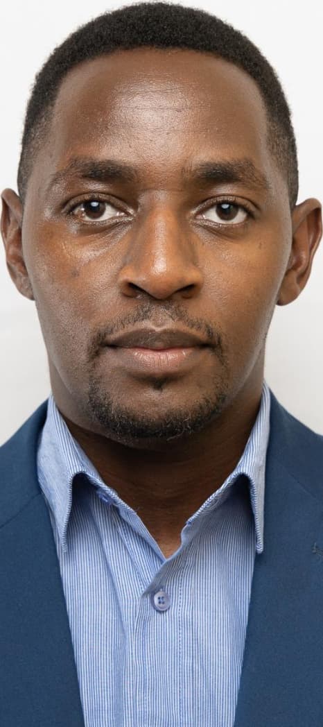 Emmanuel Mulandi, Designer | Photographer